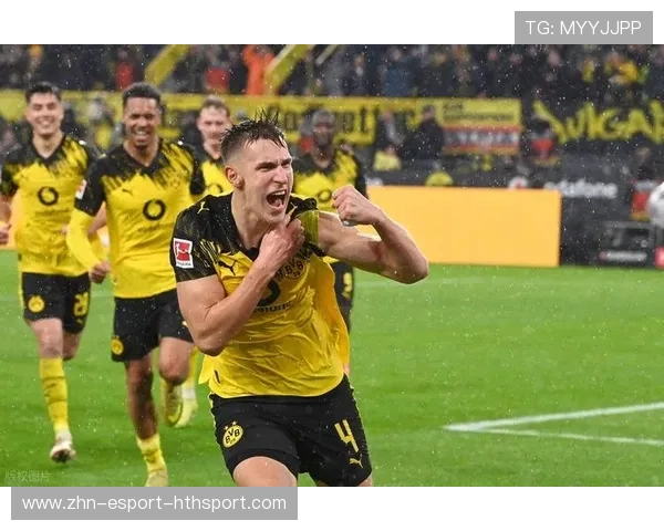 德甲多特外线传导精准，前场机会频繁浮现